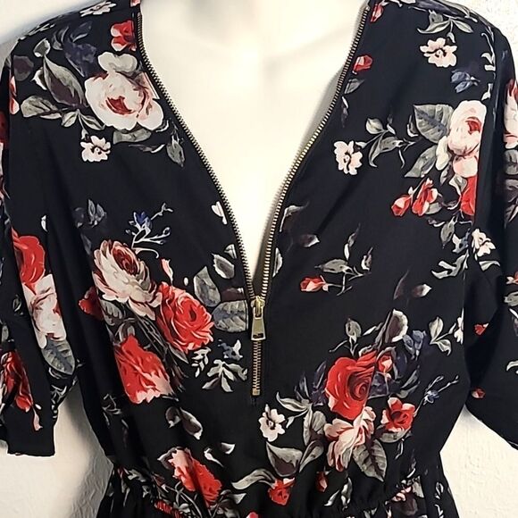 Stella Tweed Short Sleeve Black Dress Red/White Flowers Zipper Neckline,Size 1X - Picture 4 of 12